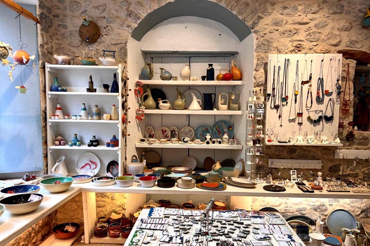 Handmade ceramics and artisan jewellery at RIZA Gift Shop in Kardamyli, Mani, Greece